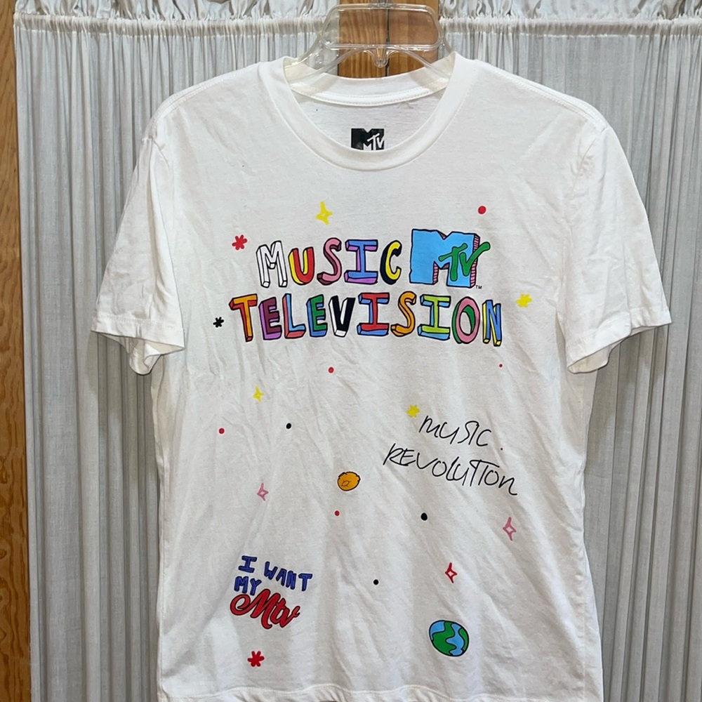 Pre-use woman, MTV T-shirt size M